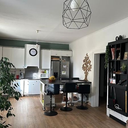 Madras Apartment Сет Екстериор снимка