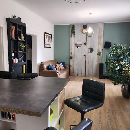 Madras Apartment Сет Екстериор снимка