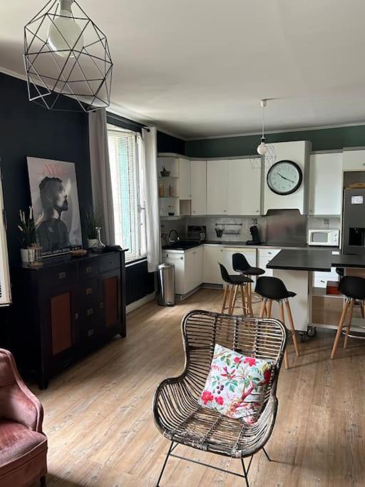 Madras Apartment Сет Екстериор снимка