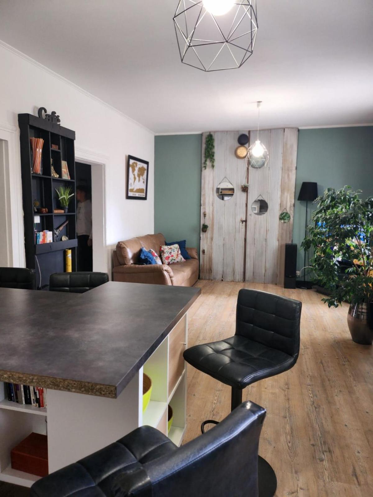 Madras Apartment Сет Екстериор снимка